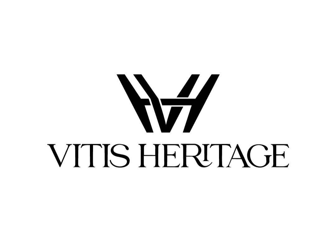Vitis Heritage logo preto
